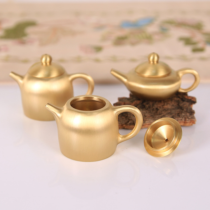 Vintage Collectible Furniture - Mini Teiera in Ottone, Decorazione da