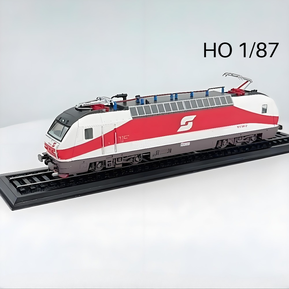Vintage And Collectible Items - Modellino di Treno HO Tipo 1/87,