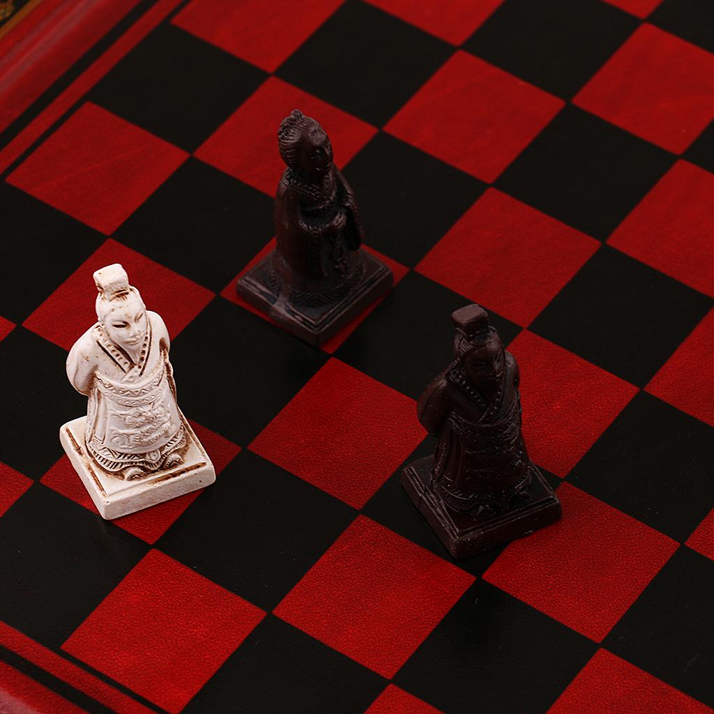 Vintage Collectible Board Games - Set di Scacchi Vintage in Terracotta