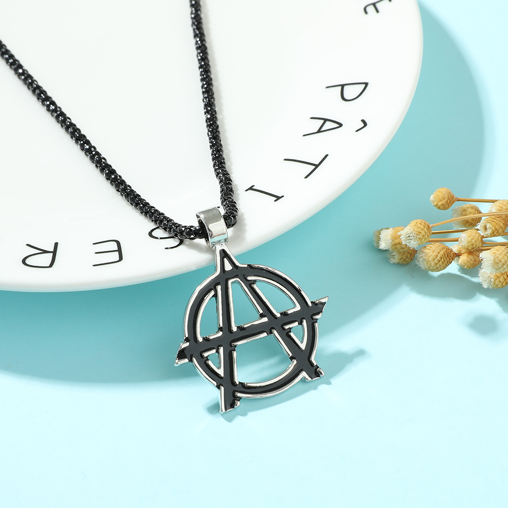 Vintage Collectible Item - Collana con Simbolo Lettera A dei