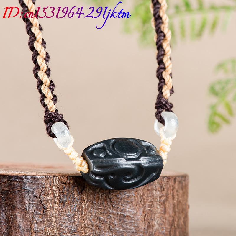 Collana con Ciondolo in Giada  - Vintage Necklace recensione e prezzo