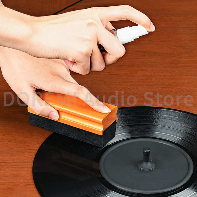 Spazzola per la pulizia dei di - Vinyl Record Cleaner recensione e prezzo