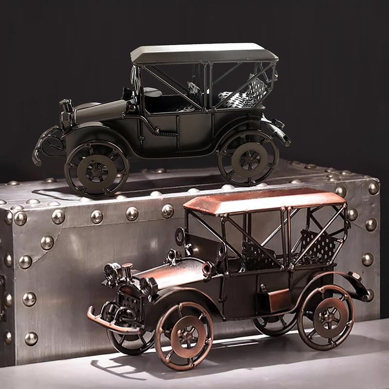 Modellini di Auto d'Epoca in S - Vintage Collectible Ornaments recensione e prezzo