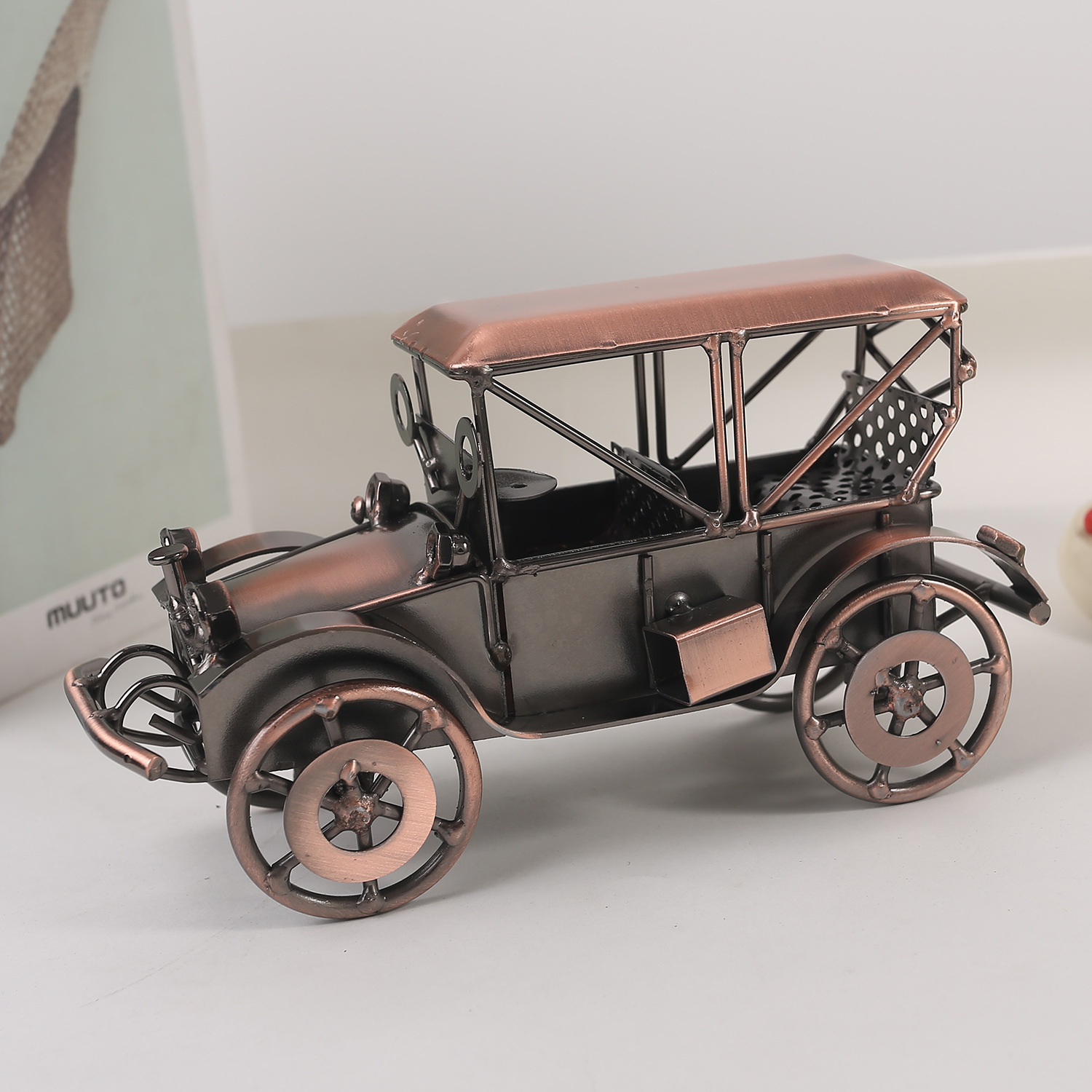 Modellini di Auto d'Epoca in S - Vintage Collectible Ornaments recensione e prezzo
