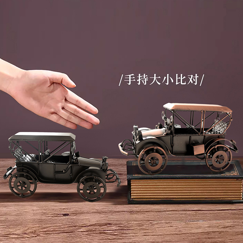 Modellini di Auto d'Epoca in S - Vintage Collectible Ornaments recensione e prezzo